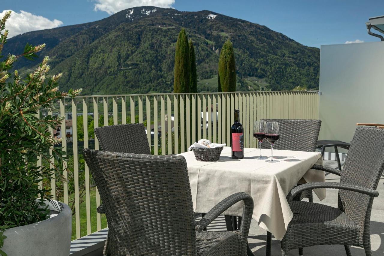 Appartement-Hotel Beatenhof Tirolo Luaran gambar
