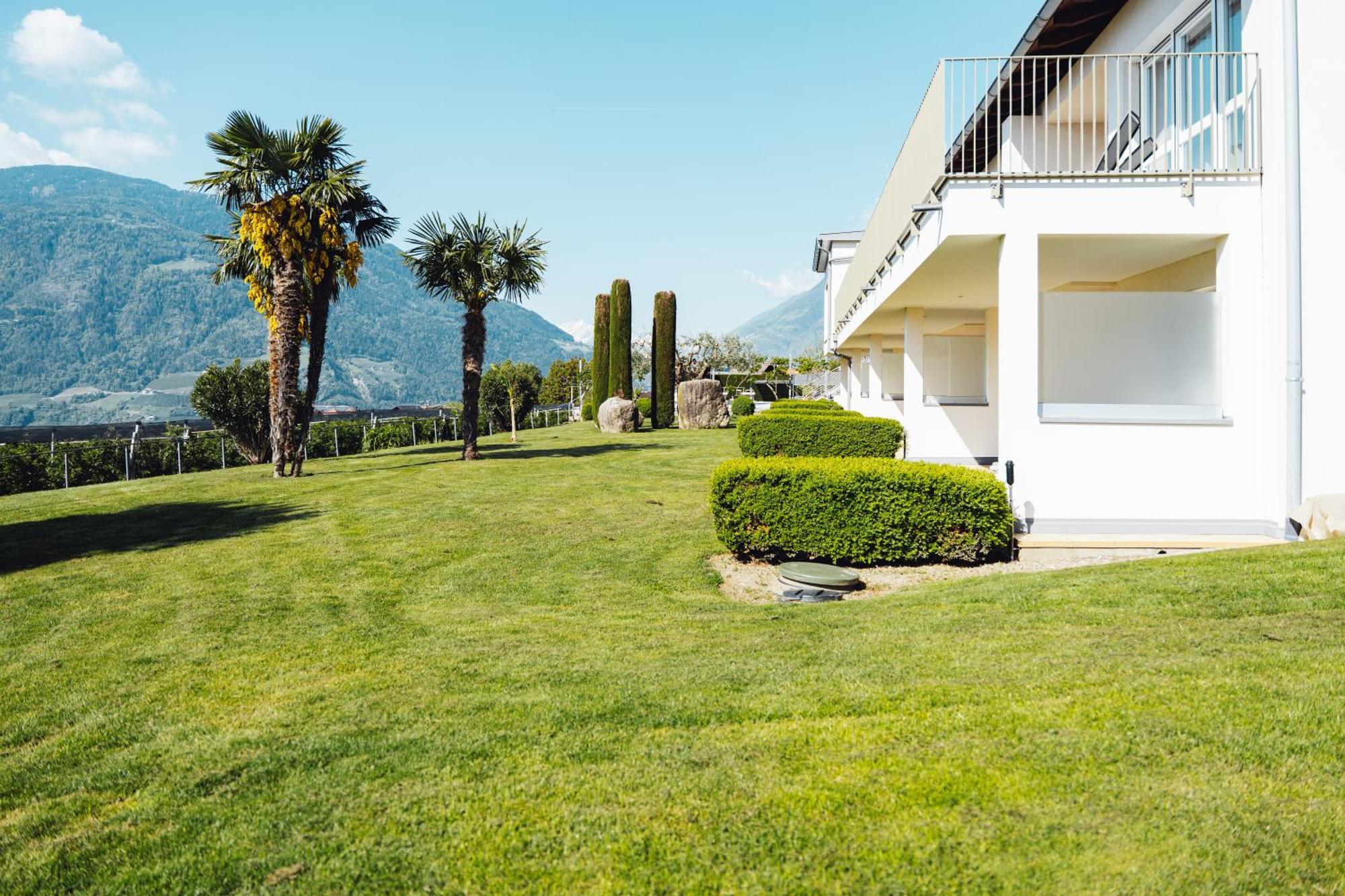 Appartement-Hotel Beatenhof Tirolo Luaran gambar