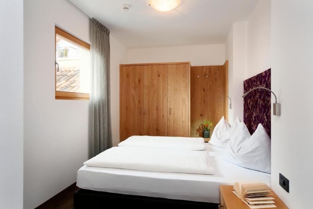 Appartement-Hotel Beatenhof Tirolo Bilik gambar