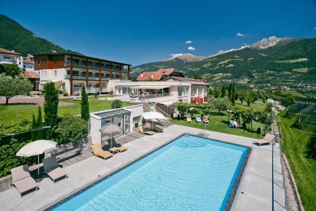 Appartement-Hotel Beatenhof Tirolo Luaran gambar