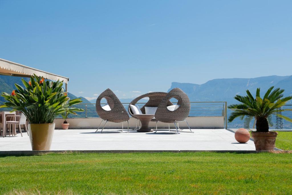 Appartement-Hotel Beatenhof Tirolo Luaran gambar